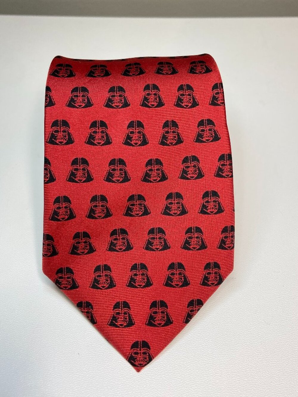 Star Wars Darth Vader 100% Silk Necktie Red Black / One Size